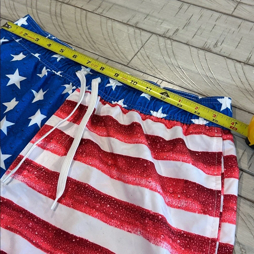 Old Navy Patriotic Swim Trunks Stars & Stripes Front Ppckets Drawstring Size M